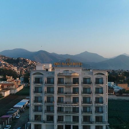 Swat Palace Hotel By Northin Mam Derai Dış mekan fotoğraf